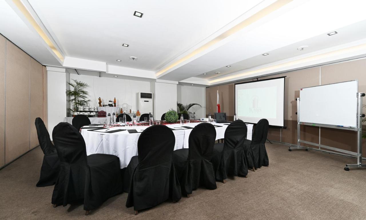 St Mark Hotel Cebu Exterior photo